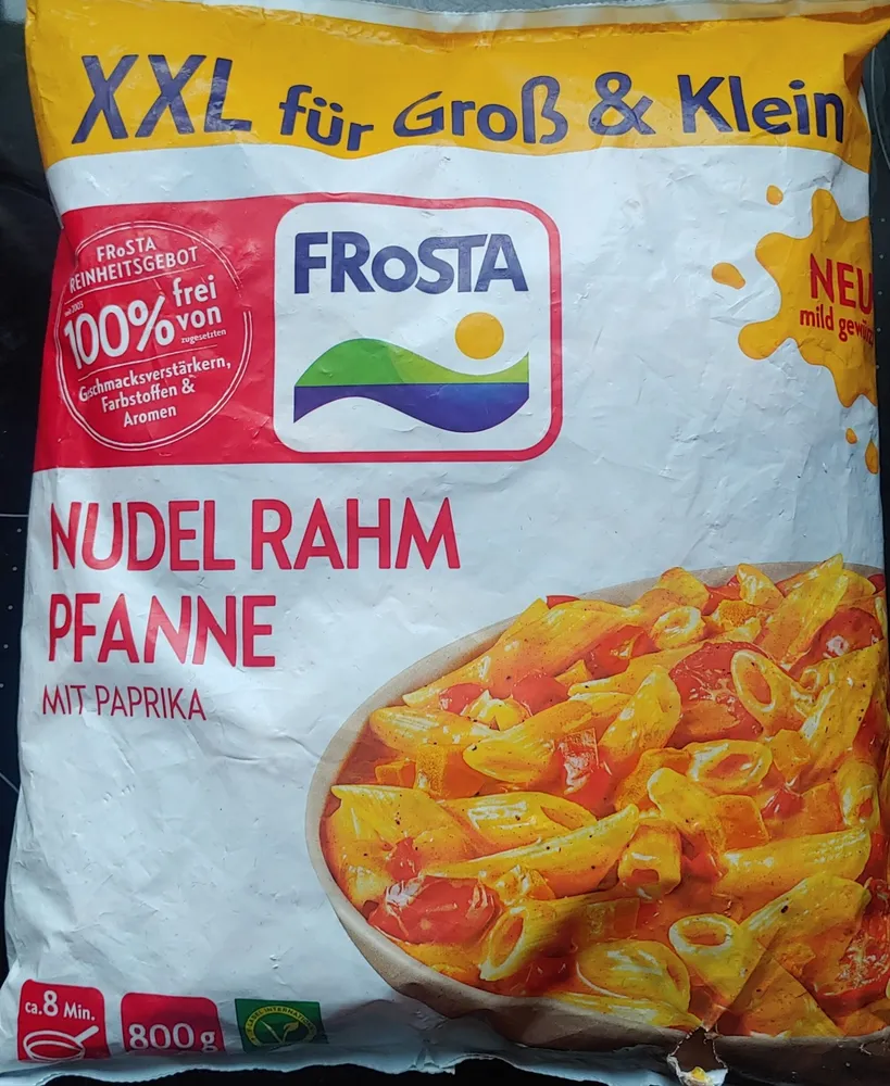 Nudel Rahm Pfanne mit Paprika