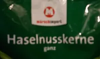 Haselnusskerne ganz