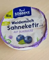 Sahnekefir auf Blaubeere