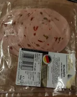 Mortadella mit buntem Paprika