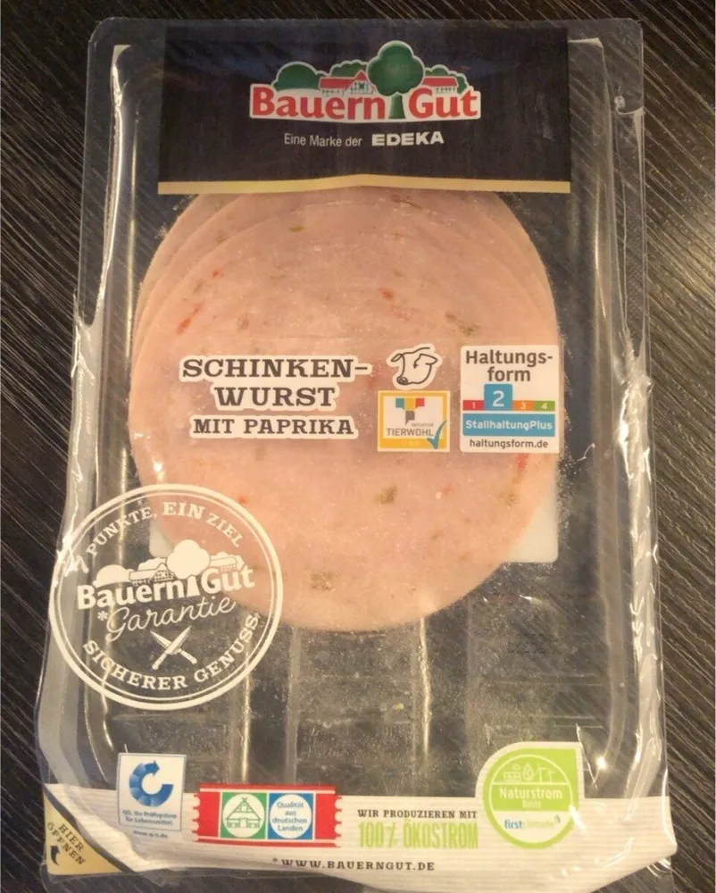 Schinkenwurst mit Paprika