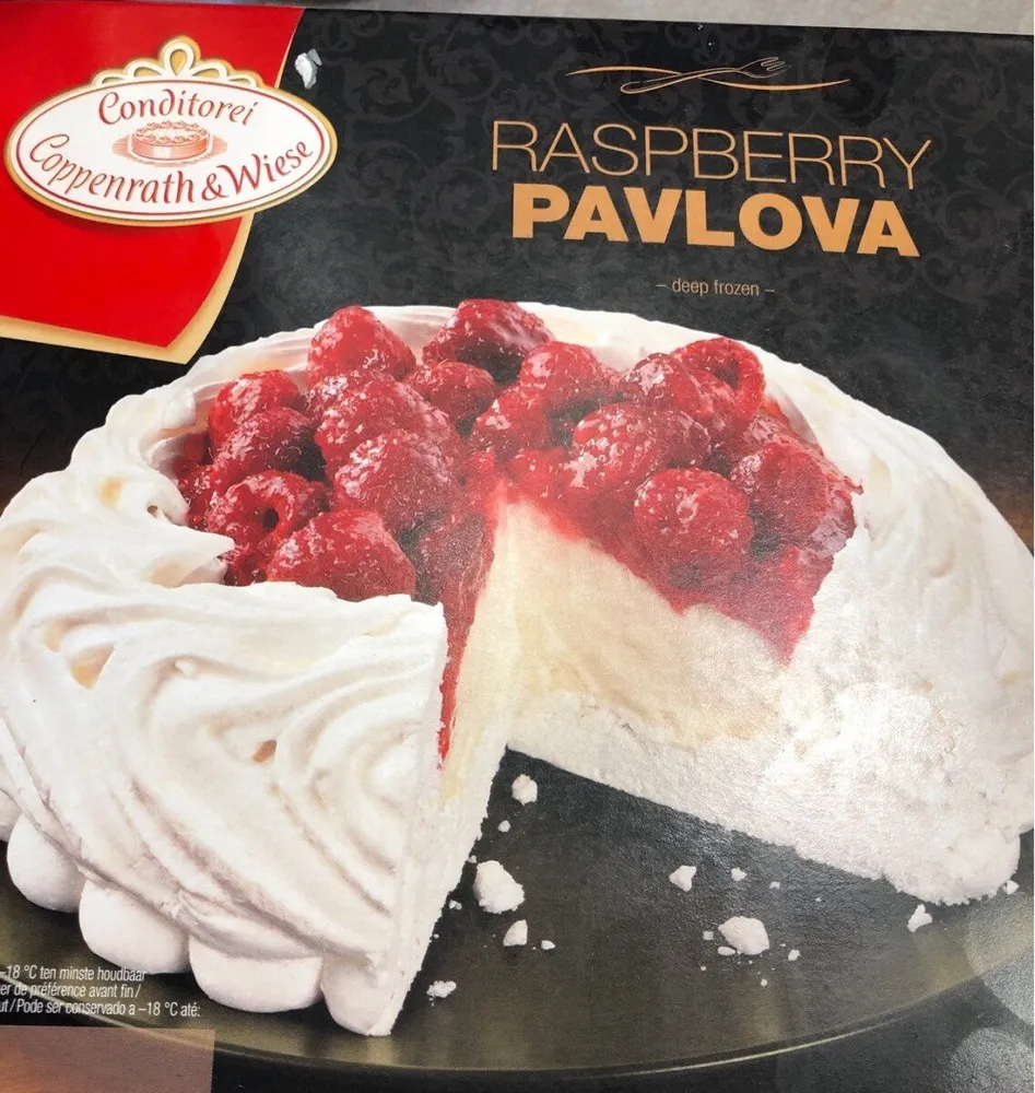 Raspberry pavlova