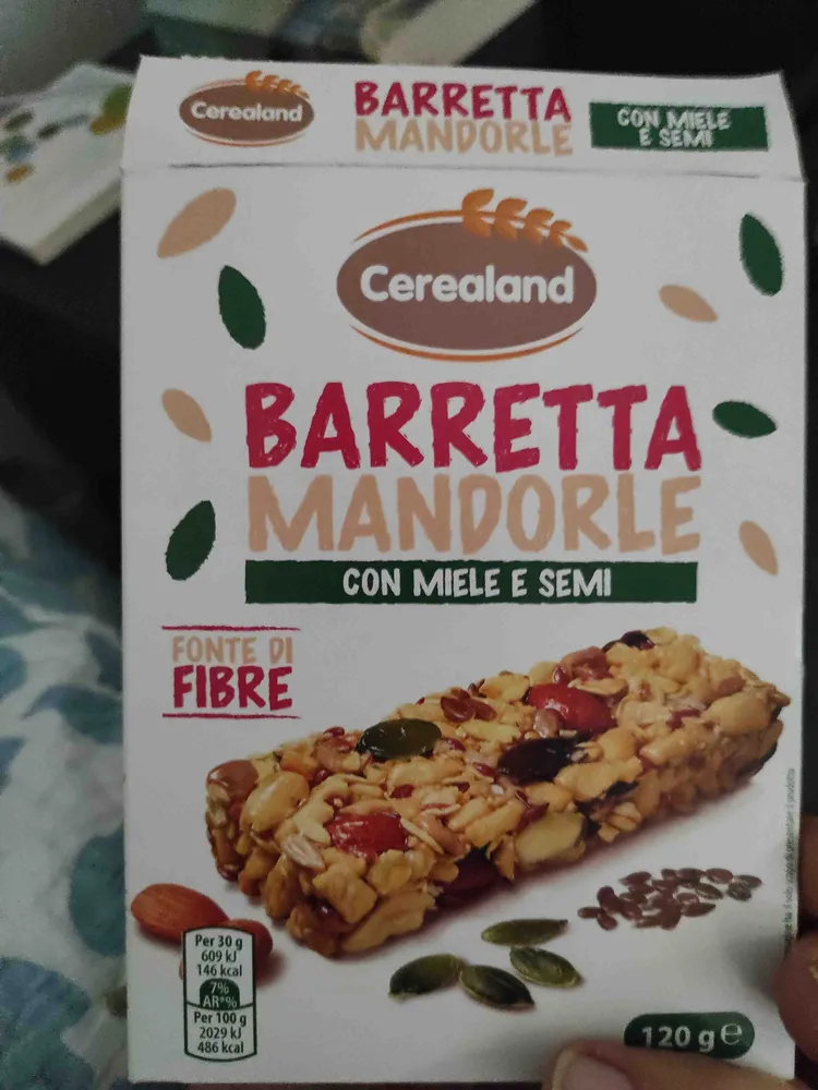 Barrette mandorle con miele e semi