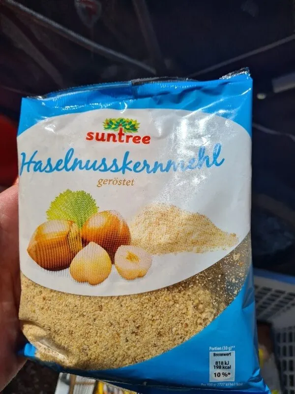Haselnusskernmehl