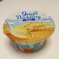 Pudding á la semoule de blé dur avec crème