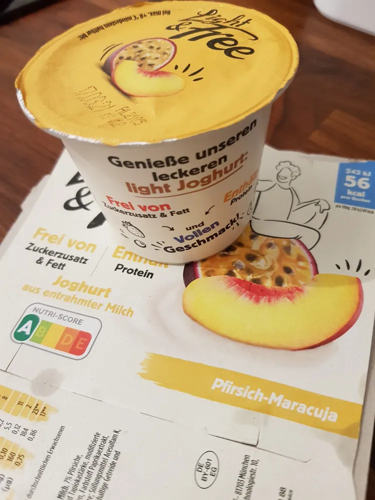 Danone Light & Free Joghurt Pfirsich-Maracuja 4 x 115g = 460g