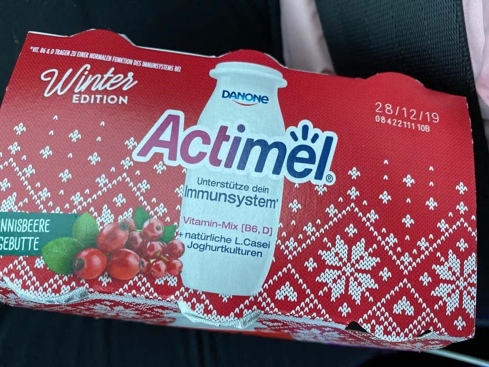 Danone Actimel® Winter Edition Johannisbeere Hagebutte 6 x 100g = 600g