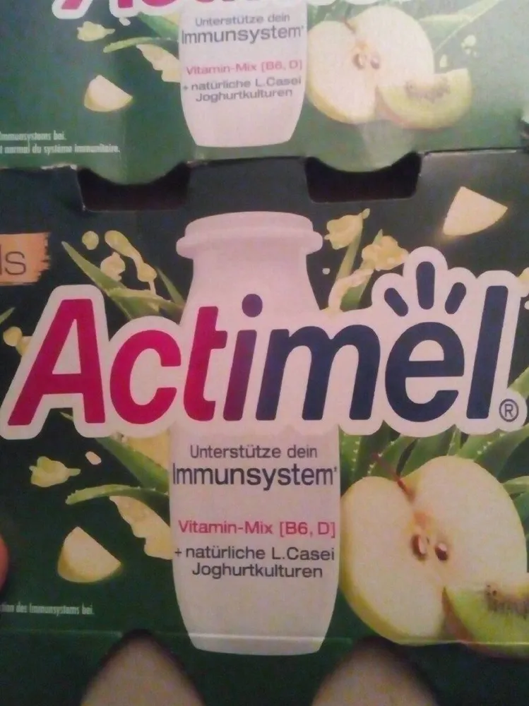 Danone Actimel® Botanicals Grüner Apfel, Kiwi, Aloe Vera 8 x 100g = 800g