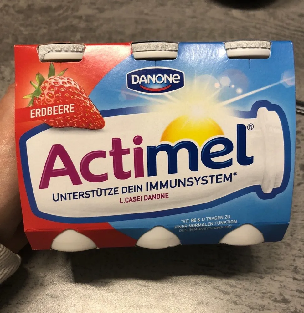 Danone Actimel® Erdbeere 6 x 100g = 600g