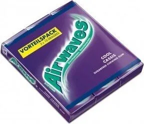 COOL CASSIS SUGARFREE CHEWING GUM