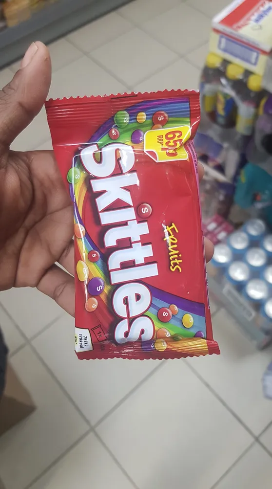 65p KRP Fruits Skittles 179kcal