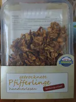 Getrocknete Pfifferkinge Handverlesen