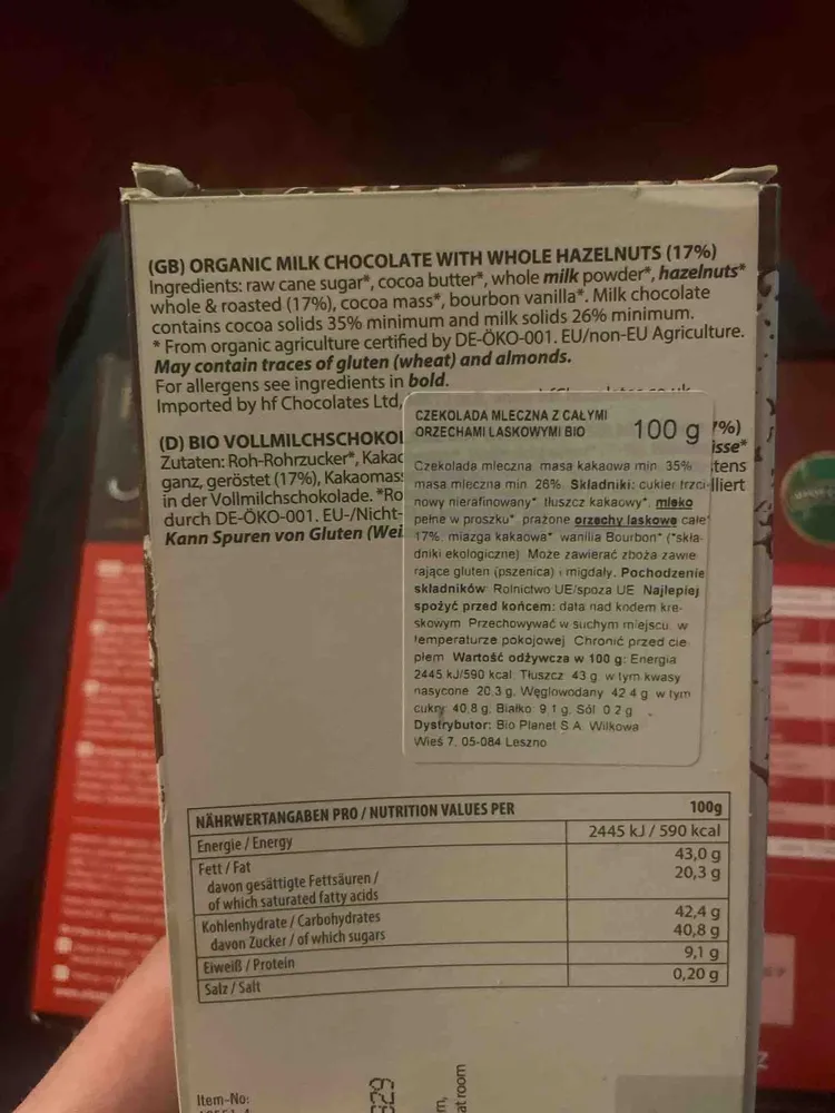 Organic Milk Chocolate With Whole Hazelnuts (17%)