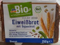 Eiweißbrot mit Sojaschrot