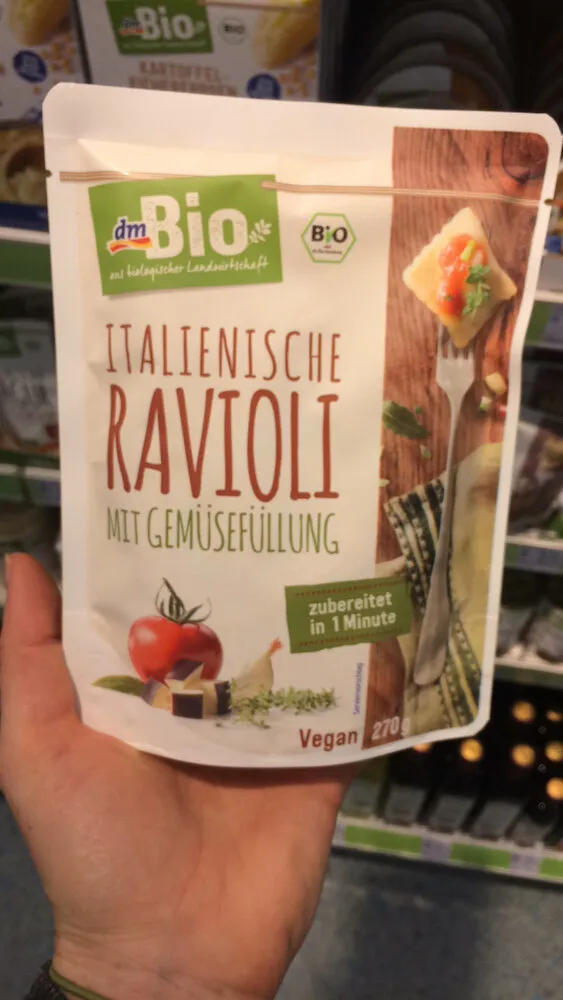 Italienische Ravioli mit Gemüsefüllung