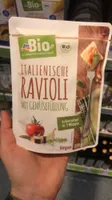 Italienische Ravioli mit Gemüsefüllung