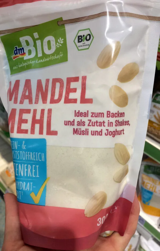 Mandelmehl