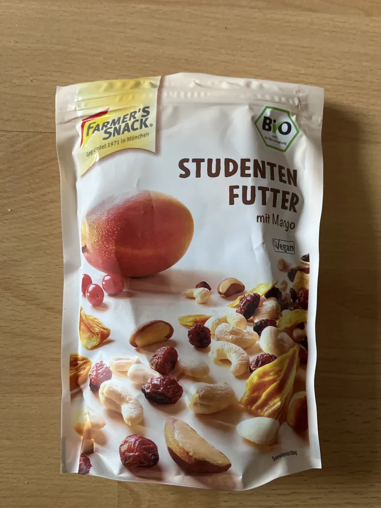Studentenfutter mit Mango