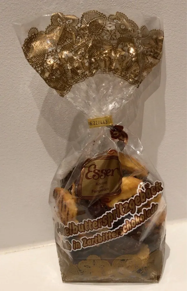 S-Edelbutterspritzgebäck halb in Zartbitterschikolade