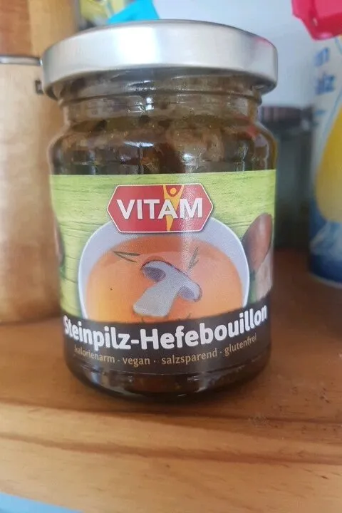 Steinpilz-Hefebouillon
