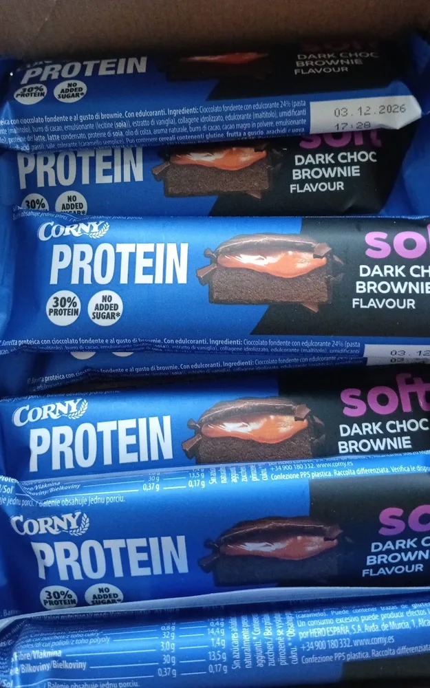CORNY PROTEIN DARK CHOC BROWNIES