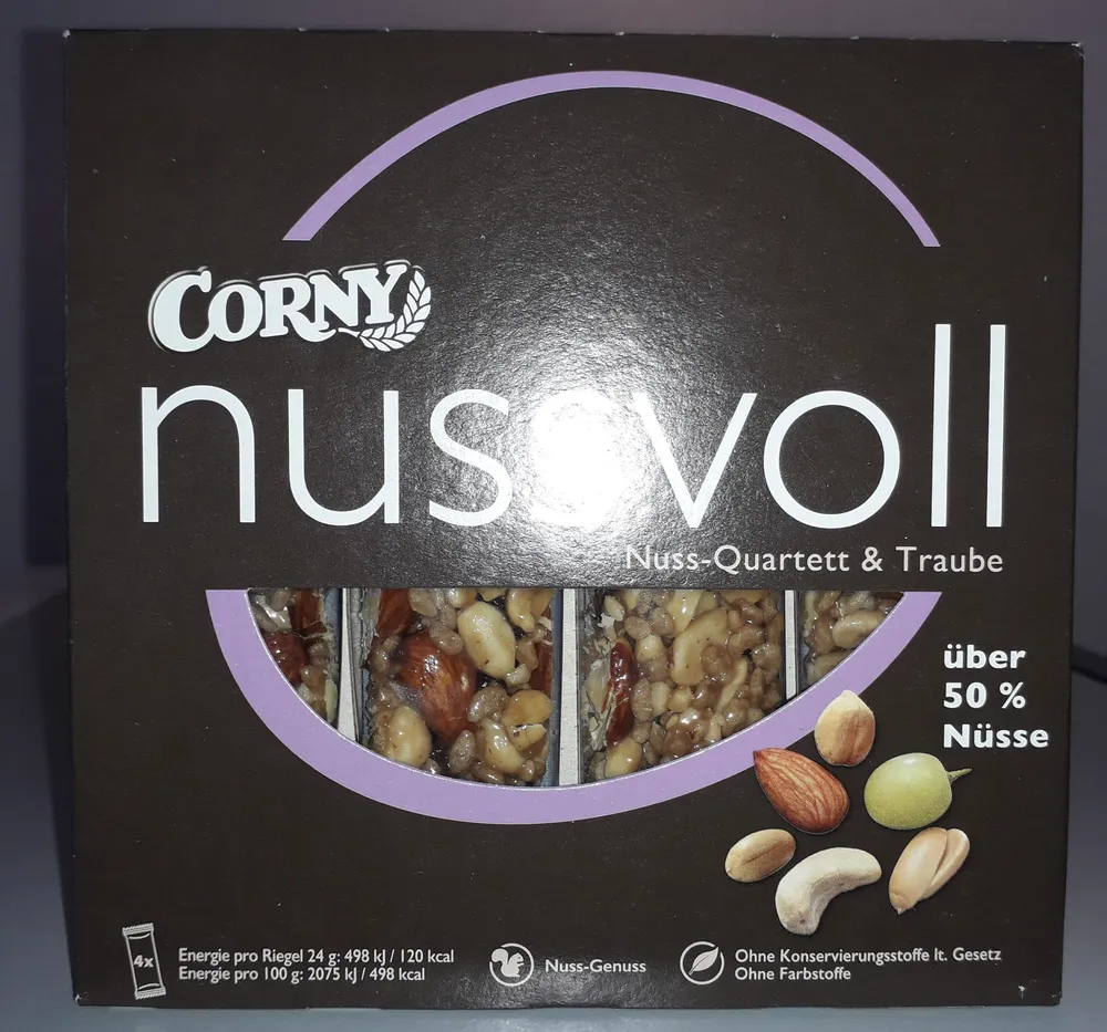 nussvoll Nuss-Quartett & Traube