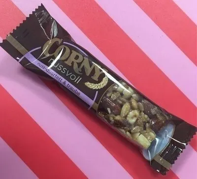 Corny Nussvoll, Nuss