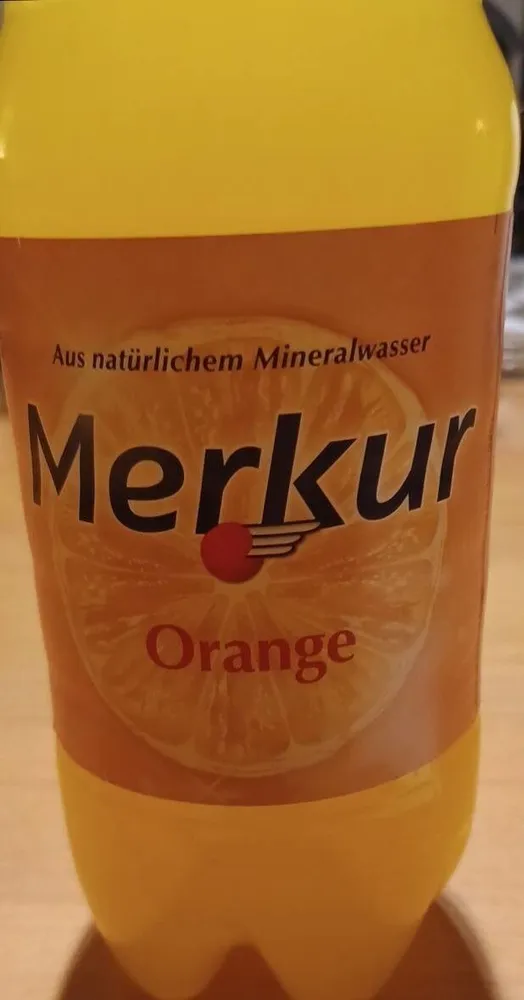 Erfrischungsgetränk mit Orangengeschmack