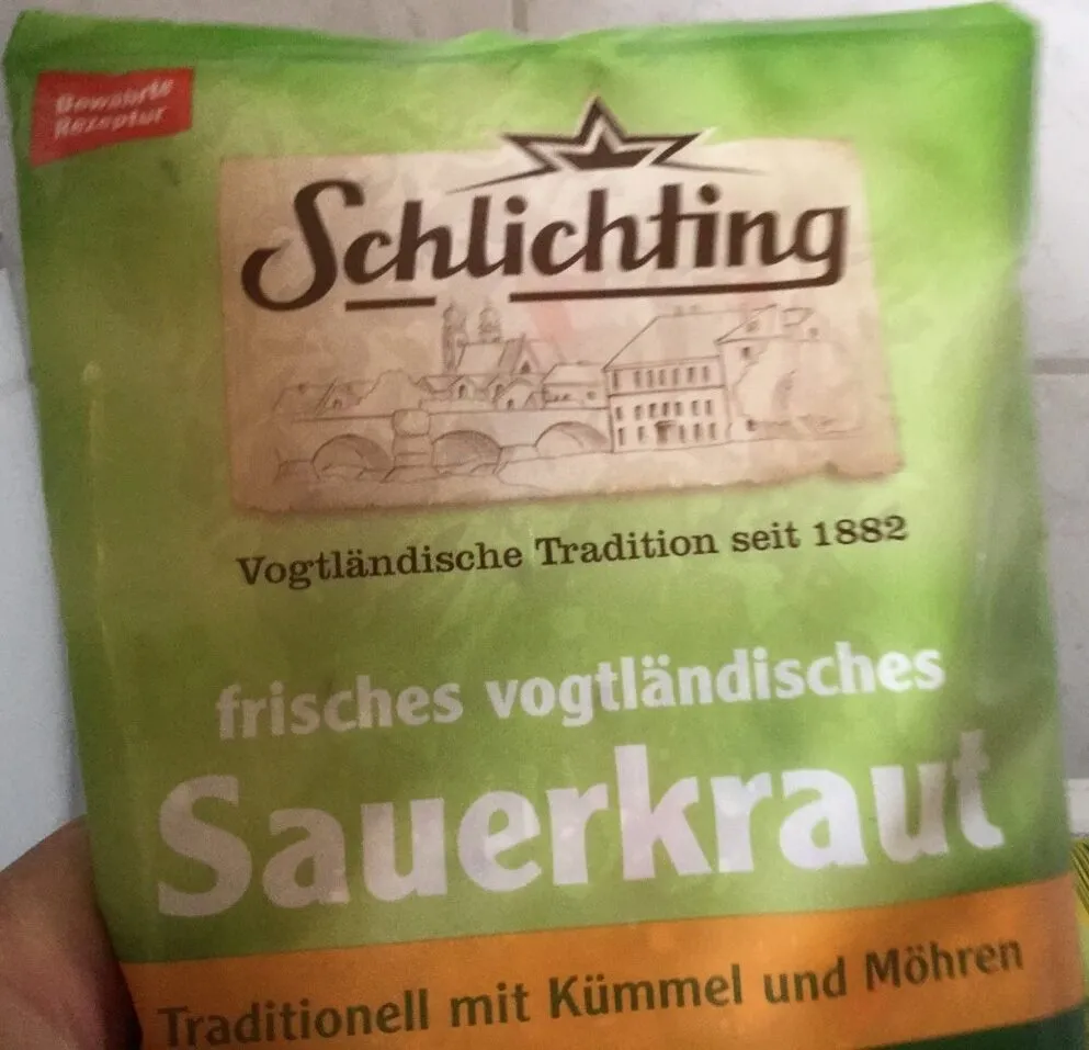 Sauerkraut mit Kümmel und Möhren