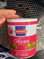Grüne oliven