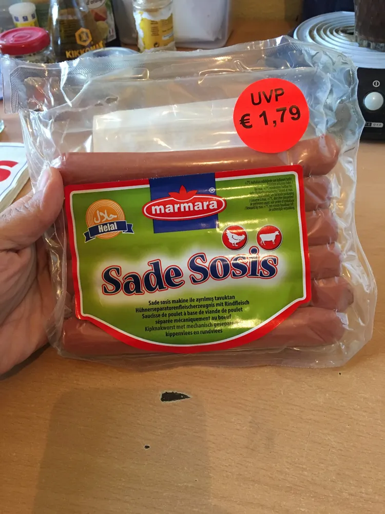 Sade sosis
