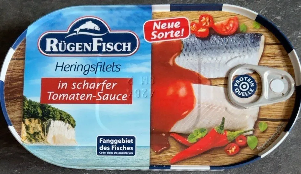 Heringsfilets in scharfer Tomatensauce