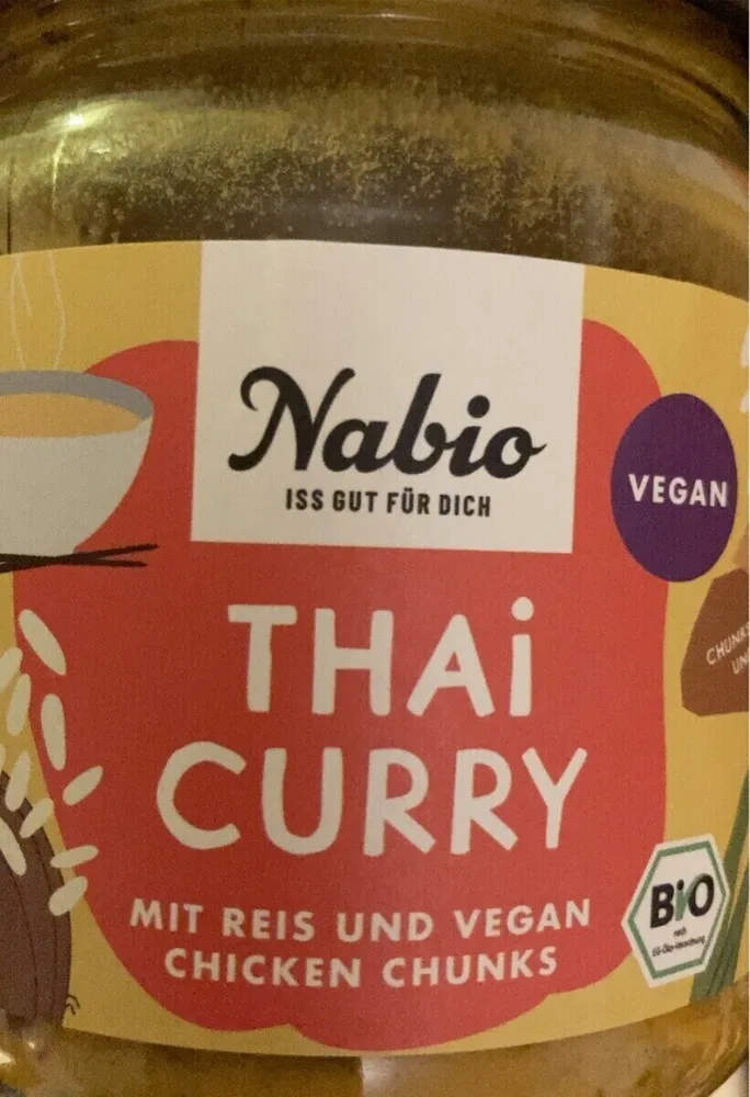 THAI CURRY MIT REIS UND VEGAN CHICKEN CHUNKS