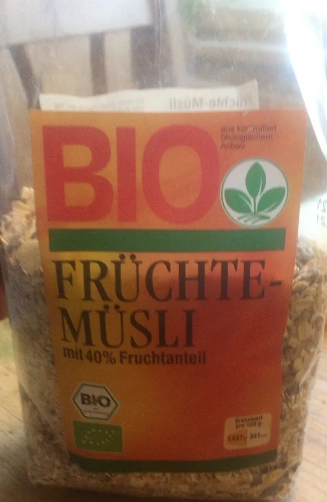 Früchte Müsli