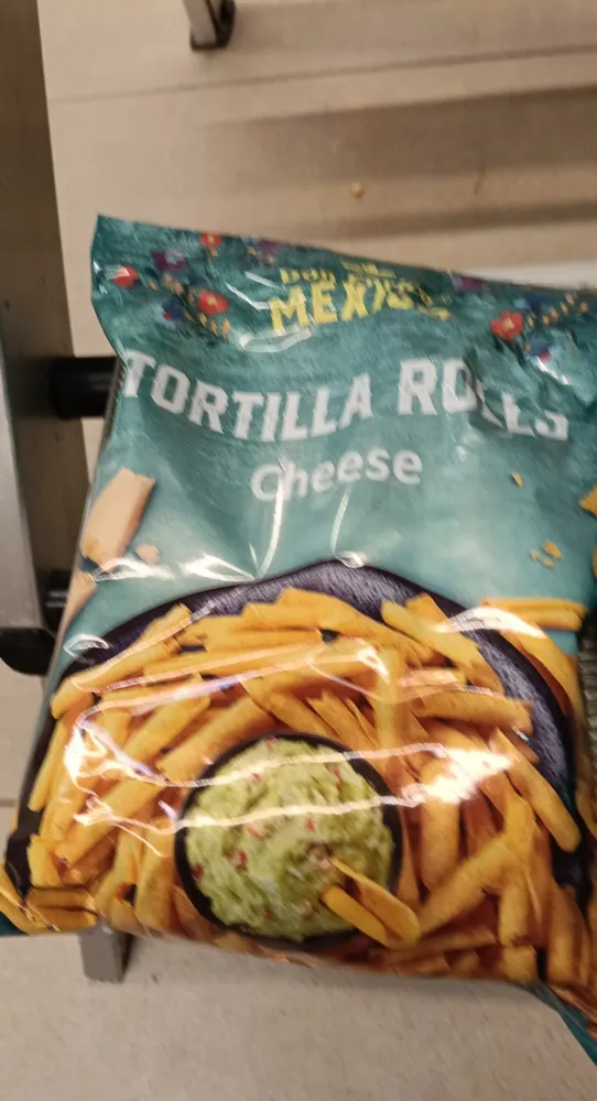 Tortilla rolls cheese
