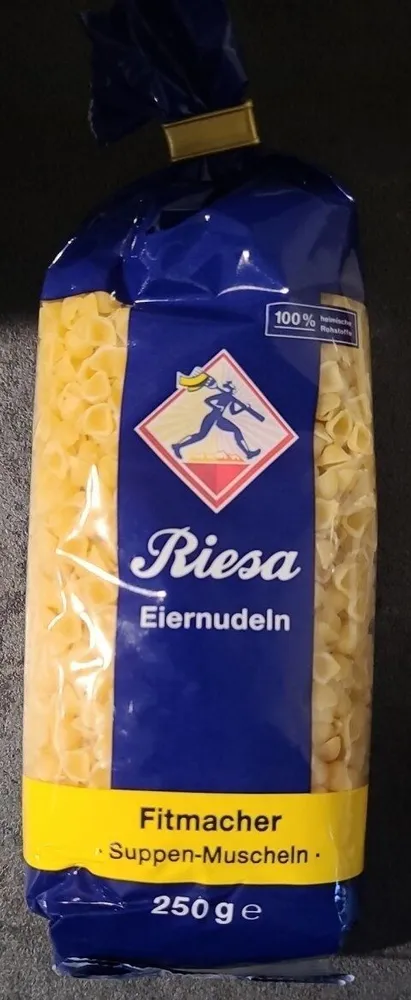 Eiernudeln Suppen-Muscheln