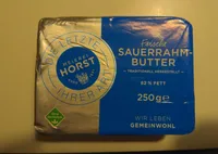 Frische Sauerrahmbutter