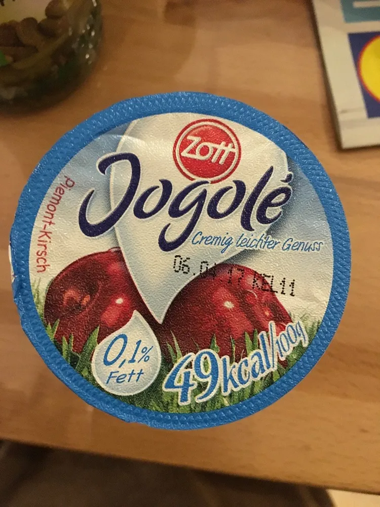 Zott Jogolé Kirsch