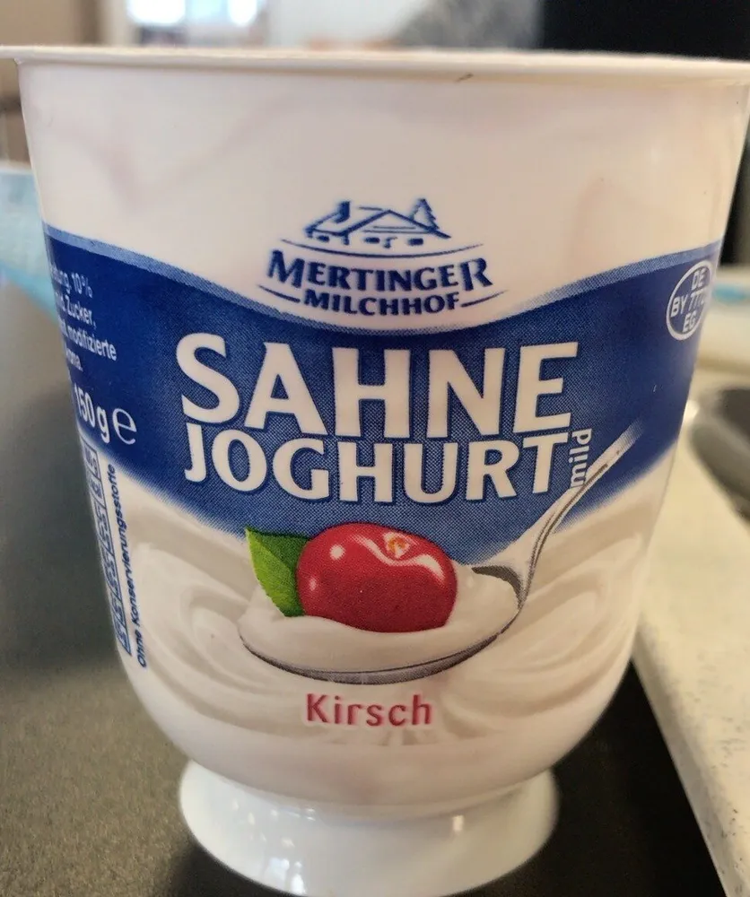 Sahne Joghurt Kirsch