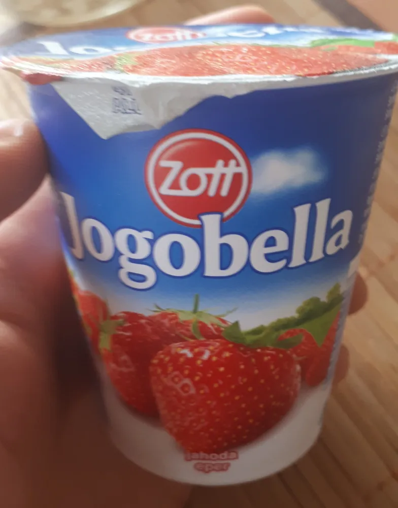 Jogobella jahoda, pečené jablko