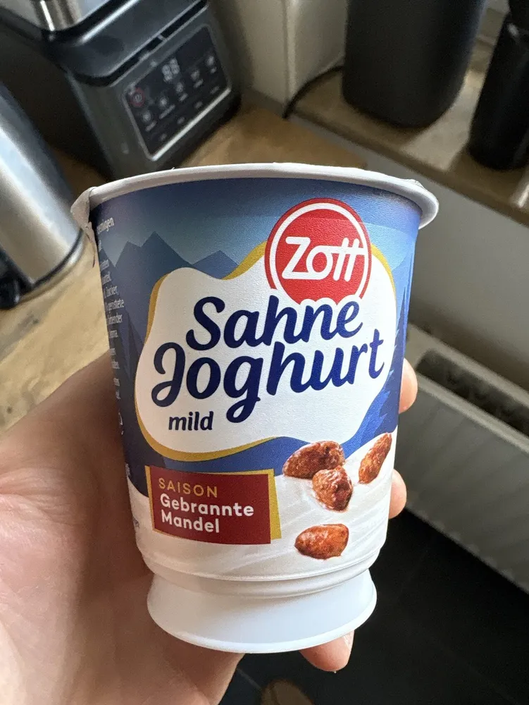 Sahne Joghurt Gebrannte Mandel
