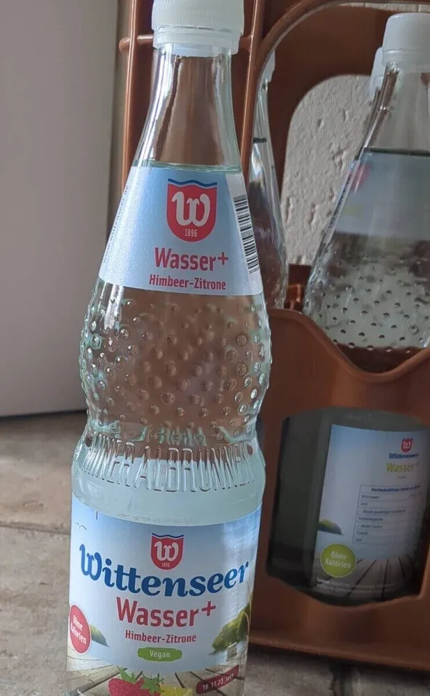 Wittenseer Wasser+ Himbeer-Zitrone