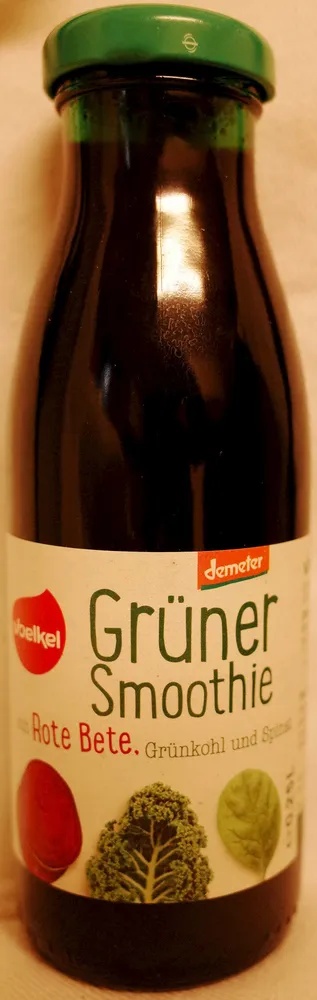 Grüner Smoothie mit rote Bete, Grünkohl und Spinat
