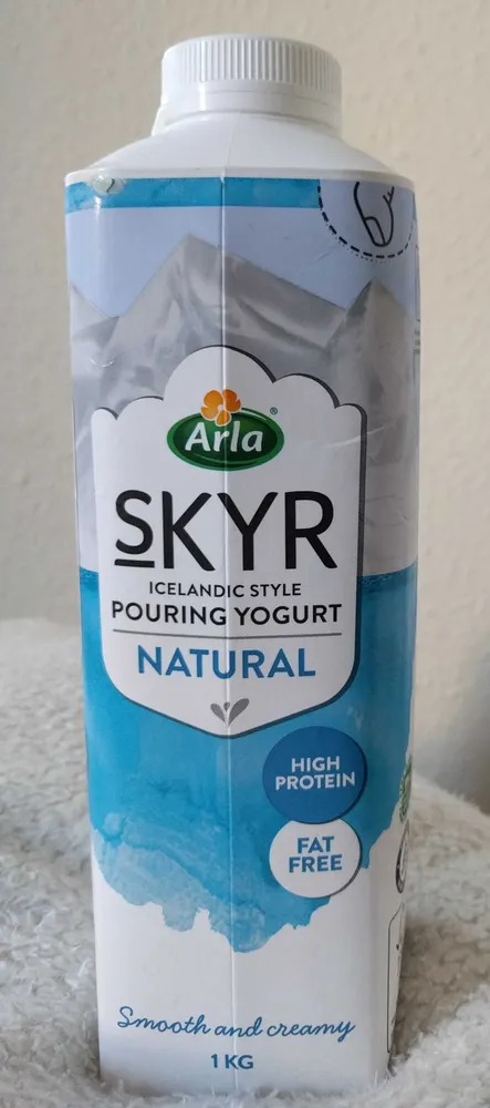 Skyr Icelandic style pouring yogurt