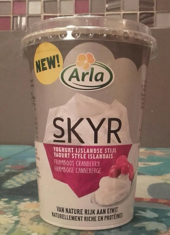 Skyr aux framboises et canneberge