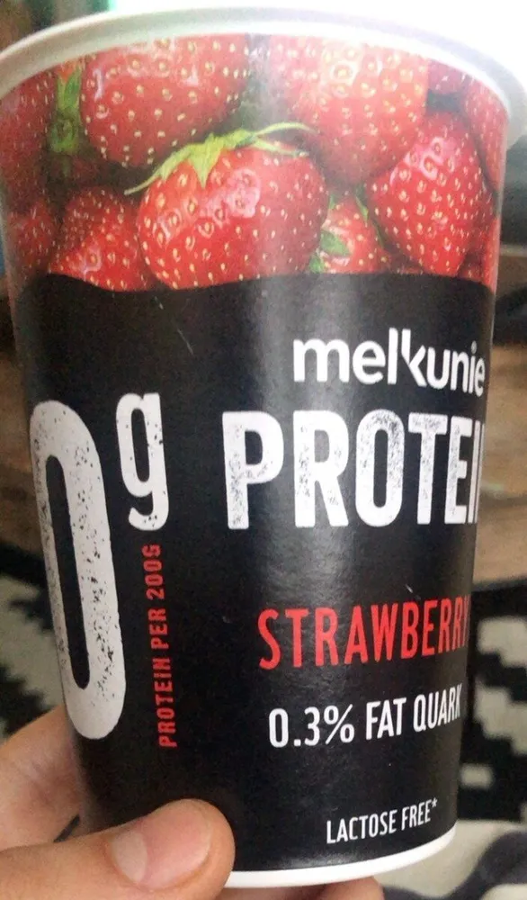 PROTEIN STRAWBERRY 0.3% FAT QUARK