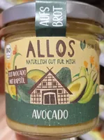 Pflanzlicher Brotaufstrich mit Avocado
