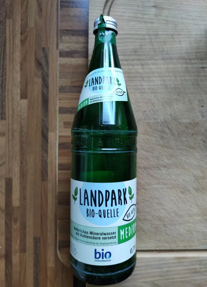 Mineralwasser Medium Wasser