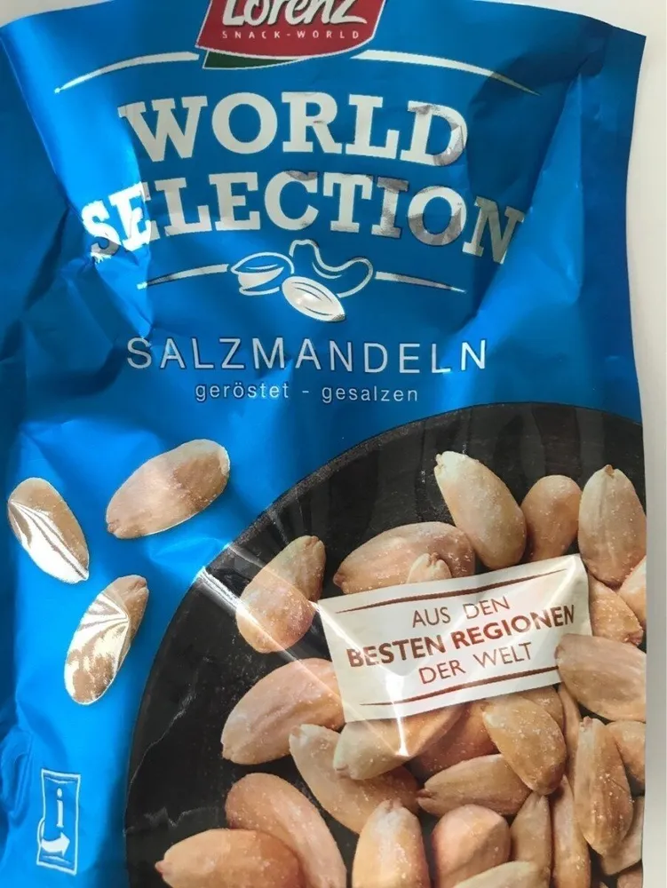 Salzmandeln gesalzen