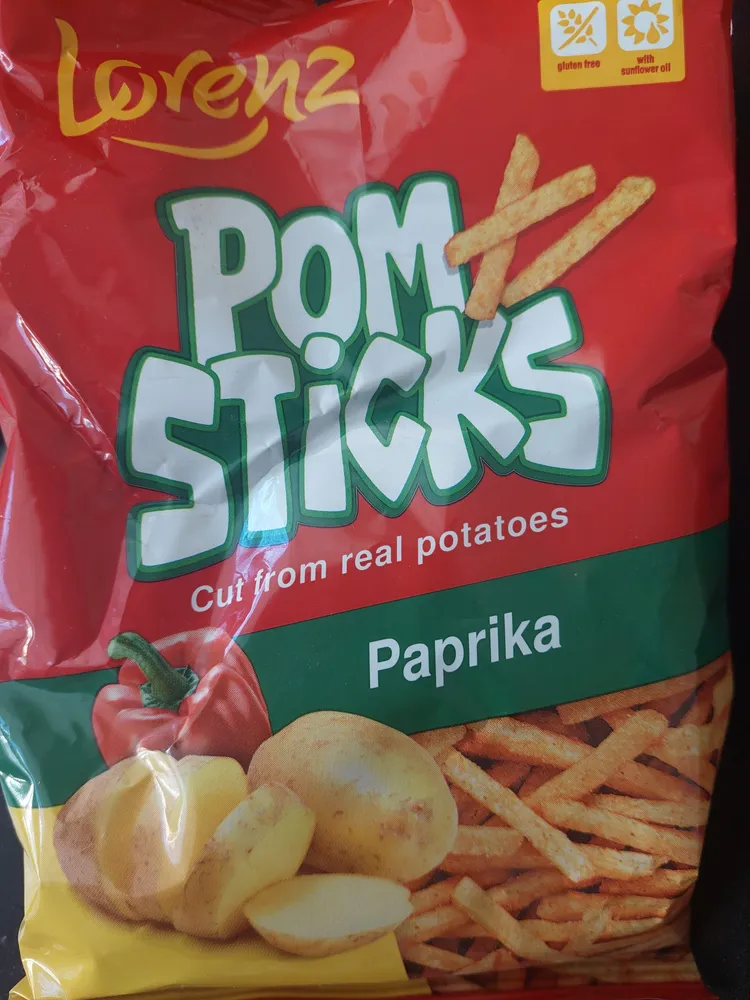 Lorenz pom sticks paprika flavor